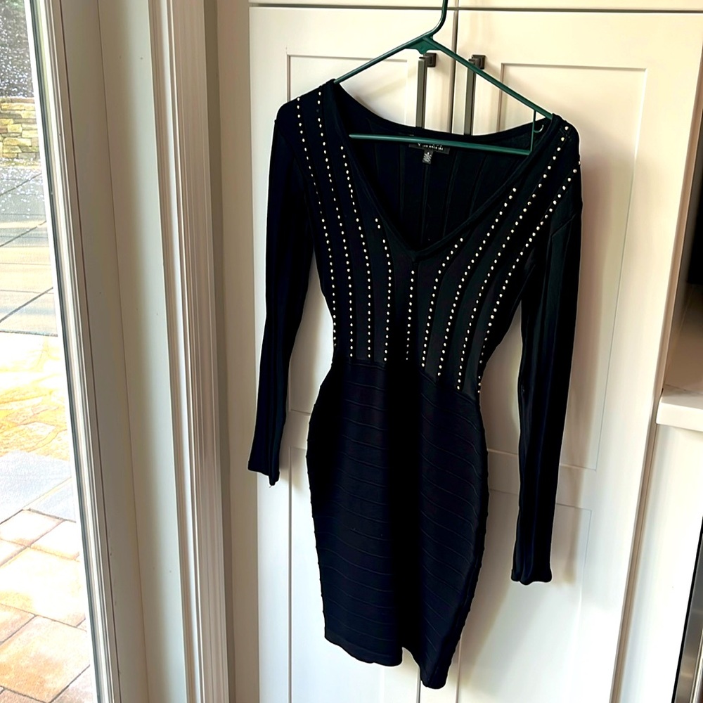 Guess dress beautiful quality fit
